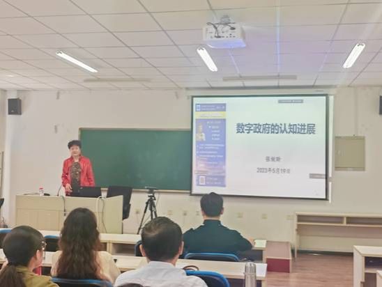 e2aac562ac97b63f3a44ee4bee9c5b0